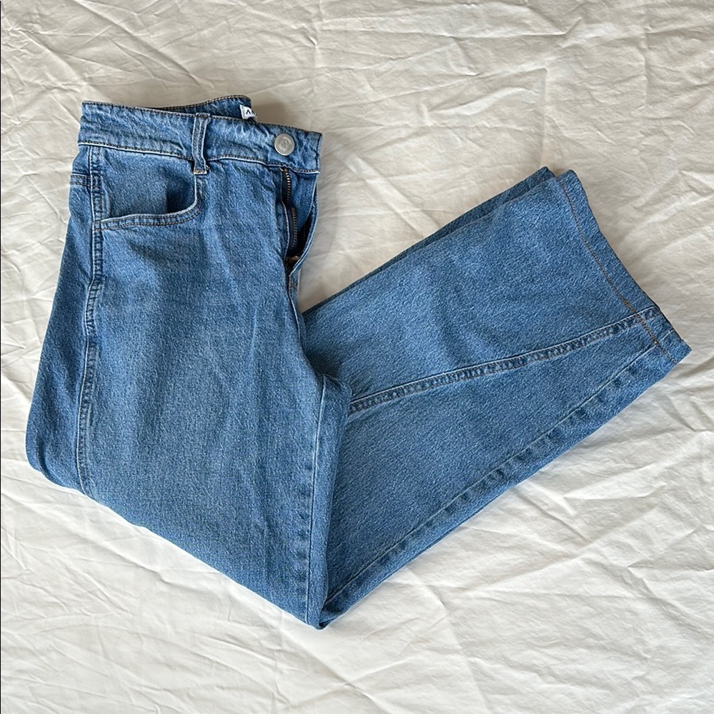“And now this” Women’s size 26 waist Classic Blue wide leg Jeans with Light Wash